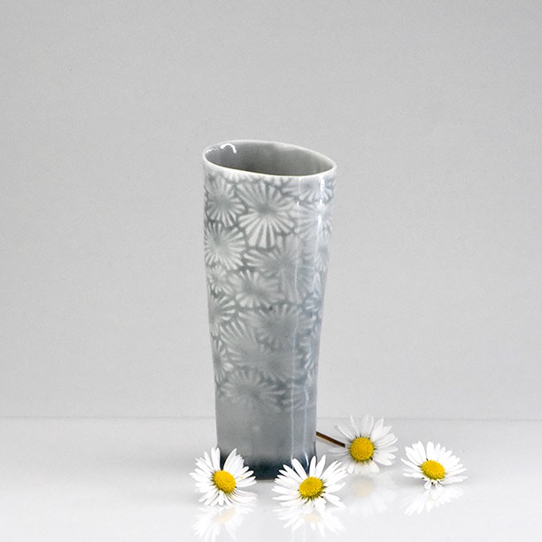 Daisy Vase in Grey, with Daisies.